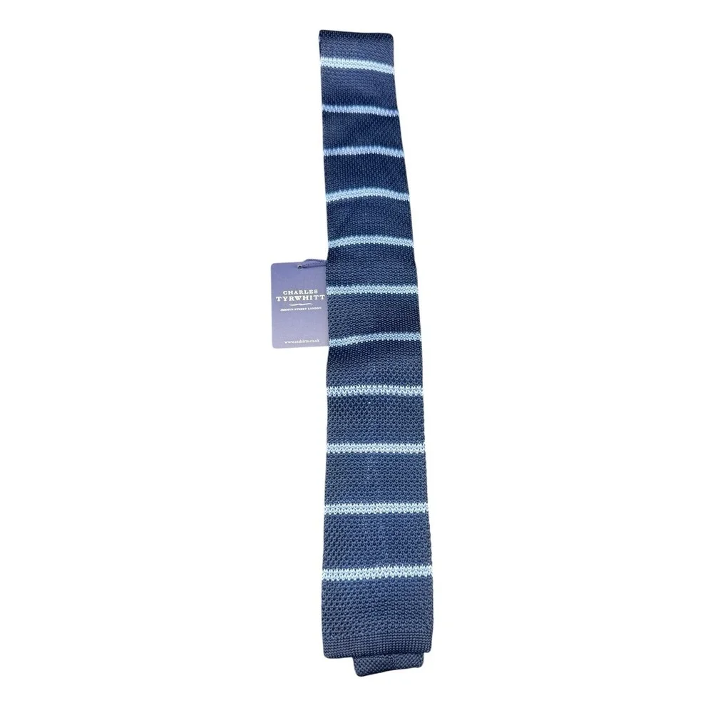 Charles Tyrwhitt Mens Navy Sky Blue Knitted Stripe Silk Tie NEW